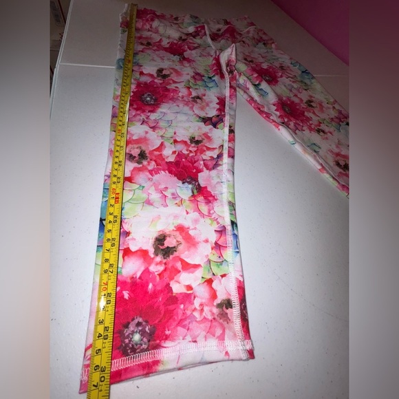 Evolution and Creation Vibrant Red and Pink Leggings - Picture 11 of 11